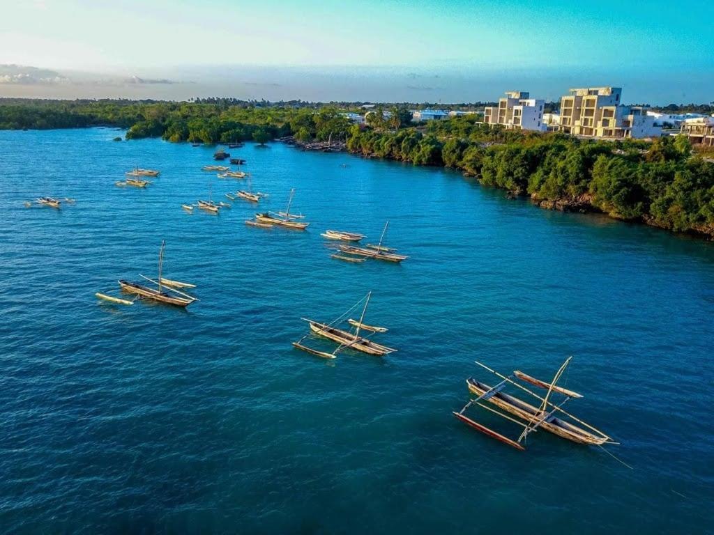 Modern - Work From Zanzibar Apartment Dambani